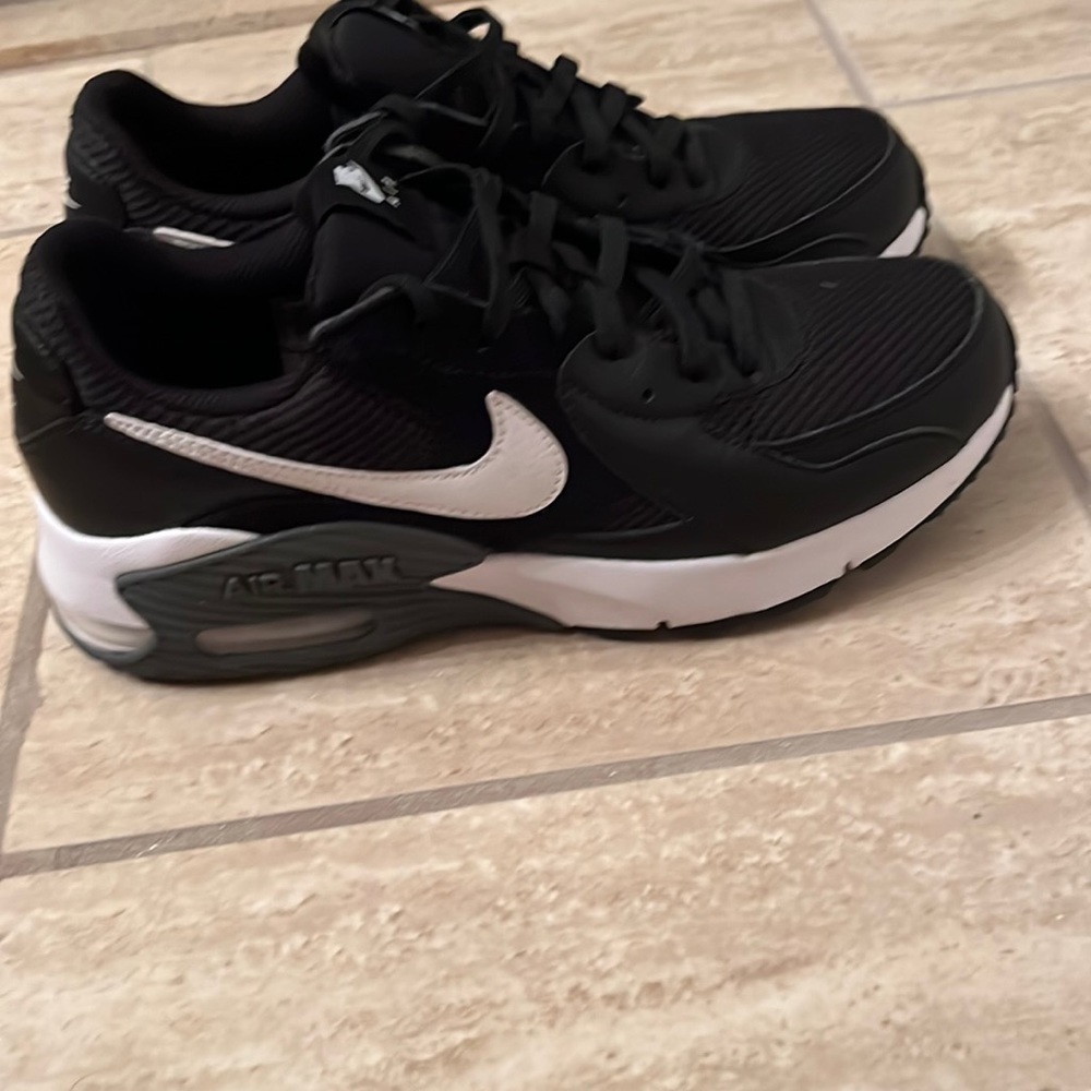 Nike air. Good used condition.